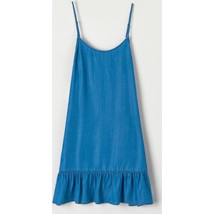 Niebieska sukienka Sinsay na ramiączkach dopasowana w stylu casual