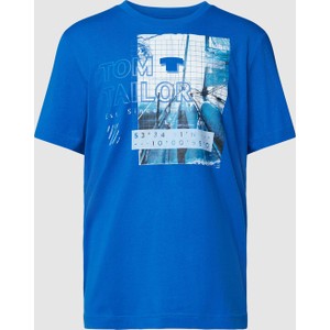 Niebieski t-shirt Tom Tailor w młodzieżowym stylu