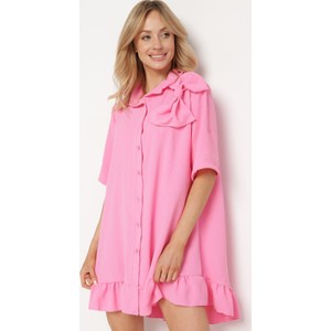 Różowa sukienka born2be mini z długim rękawem
