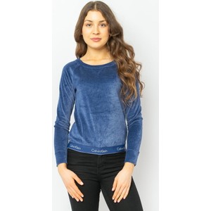 Niebieska bluza Calvin Klein w młodzieżowym stylu z bawełny