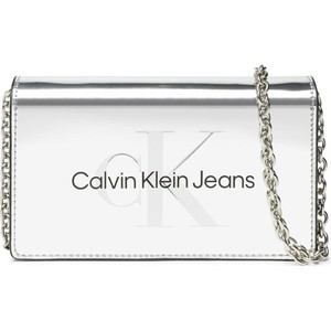 Etui na telefon Calvin Klein Jeans - Sculpted Ew Flap Phone Cb Silver K60K610406 01O
