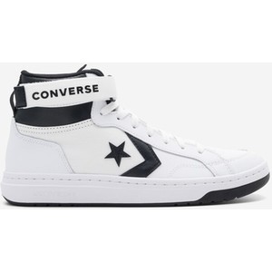 Buty sportowe Converse sznurowane w sportowym stylu