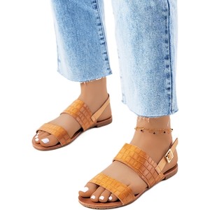 Brązowe sandały Inna marka z klamrami z płaską podeszwą w stylu casual
