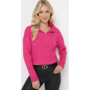 Różowy sweter born2be