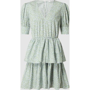 Zielona sukienka NA-KD mini w stylu casual z dekoltem w kształcie litery v