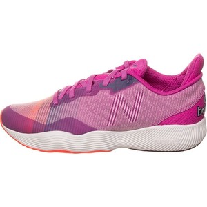 Różowe buty sportowe New Balance sznurowane w sportowym stylu