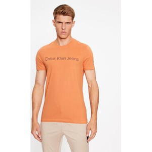 Pomarańczowy t-shirt Calvin Klein w młodzieżowym stylu z krótkim rękawem