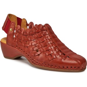 Czerwone sandały PIKOLINOS na obcasie w stylu casual