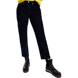 Czarne jeansy Tommy Hilfiger w street stylu