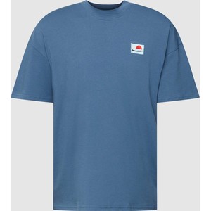 Niebieski t-shirt McNeal z krótkim rękawem