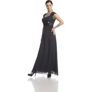 Czarna sukienka Fokus z krótkim rękawem rozkloszowana z przeźroczystą kieszenią