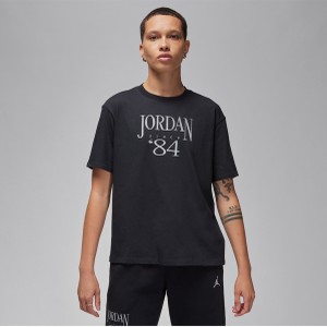 Czarna bluzka Jordan w młodzieżowym stylu
