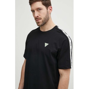 Czarny t-shirt Guess z nadrukiem w stylu casual