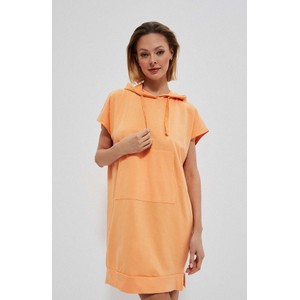 Pomarańczowa sukienka Moodo.pl mini prosta w stylu casual