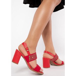 Czerwone sandały Zapatos