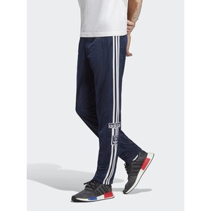 Granatowe spodnie sportowe Adidas w sportowym stylu