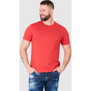 Czerwony t-shirt Guess z krótkim rękawem