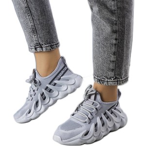 Buty sportowe BM w sportowym stylu sznurowane z płaską podeszwą