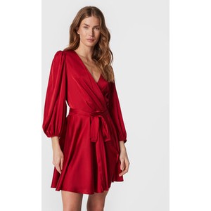 Czerwona sukienka Imperial z długim rękawem kopertowa