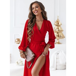Czerwona sukienka Pakuten kopertowa z długim rękawem midi