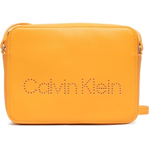 Pomarańczowa torebka Calvin Klein matowa na ramię średnia