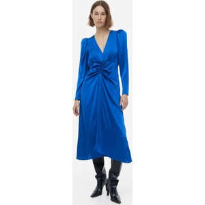 Niebieska sukienka H & M z długim rękawem midi z satyny