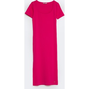 Różowa sukienka Big Star w stylu casual midi z krótkim rękawem