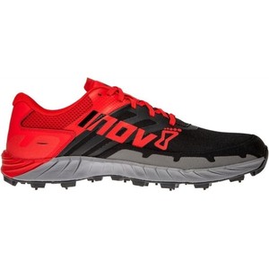 Czerwone buty sportowe Inov-8 w sportowym stylu