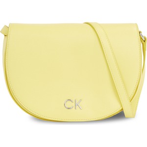 Żółta torebka Calvin Klein matowa średnia na ramię