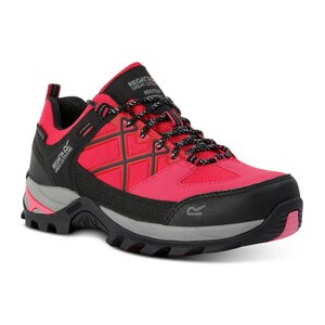 Czerwone buty trekkingowe Regatta sznurowane z płaską podeszwą