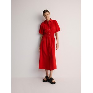 Czerwona sukienka Reserved w stylu casual z okrągłym dekoltem midi