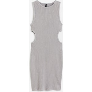 Sukienka H & M z okrągłym dekoltem w stylu casual bez rękawów