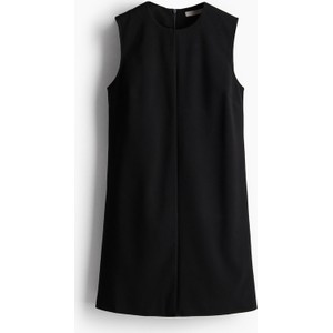 Czarna sukienka H & M z okrągłym dekoltem prosta w stylu casual