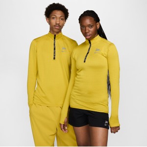 Żółta koszulka z długim rękawem Nike z długim rękawem w sportowym stylu