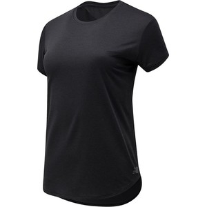 Czarny t-shirt New Balance z krótkim rękawem