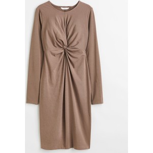 H & M & - MAMA Drapowana sukienka dżersejowa - Brązowy