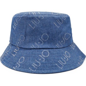 Niebieska czapka Liu-Jo