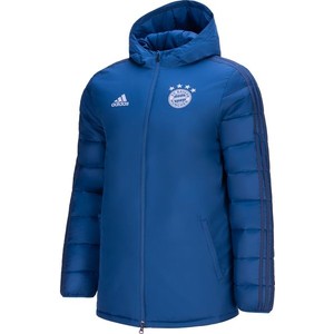 Niebieska kurtka Adidas w sportowym stylu krótka