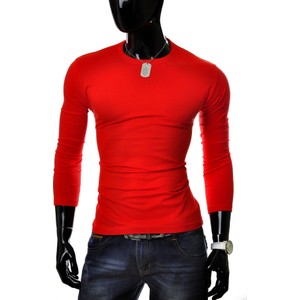 Czerwona bluza Risardi w młodzieżowym stylu z polaru