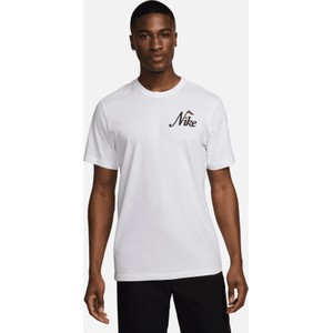 T-shirt Nike w stylu klasycznym