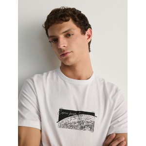 T-shirt Reserved w młodzieżowym stylu z bawełny z krótkim rękawem