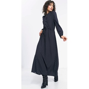 Czarna sukienka Nife w stylu casual z długim rękawem midi