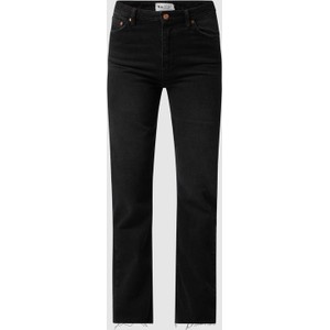 Czarne jeansy NA-KD