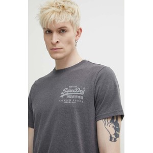 T-shirt Superdry z nadrukiem z bawełny w młodzieżowym stylu