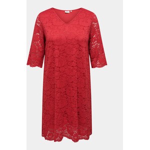 Czerwona sukienka Only prosta z dekoltem w kształcie litery v z krótkim rękawem