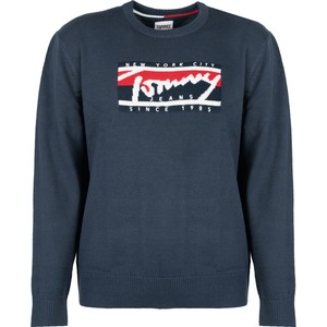 Granatowy sweter ubierzsie.com w młodzieżowym stylu