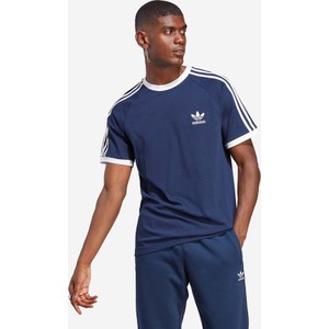 Granatowy t-shirt Adidas Originals w sportowym stylu