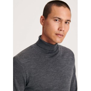 Sweter Reserved z golfem