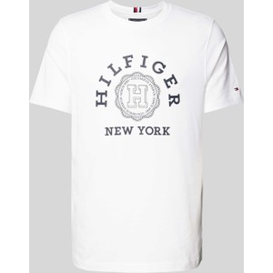 T-shirt Tommy Hilfiger z nadrukiem z krótkim rękawem w młodzieżowym stylu
