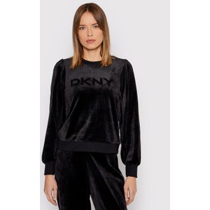 Bluza DKNY w młodzieżowym stylu
